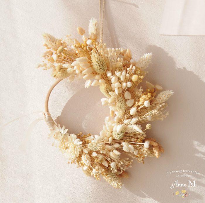 boutique en ligne de décoration en fleurs séchées couronne Broom naturel