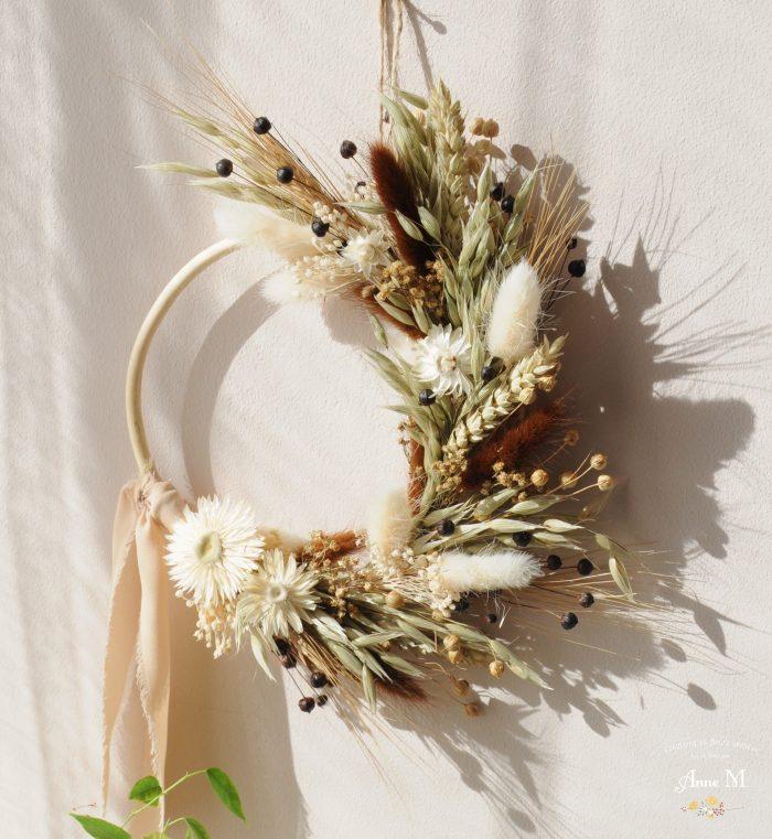 boutique en ligne de décoration en fleurs séchées couronne Lagurus