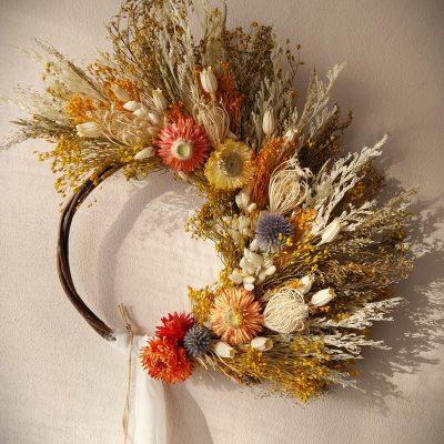 Couronne de fleurs séchées Lepi